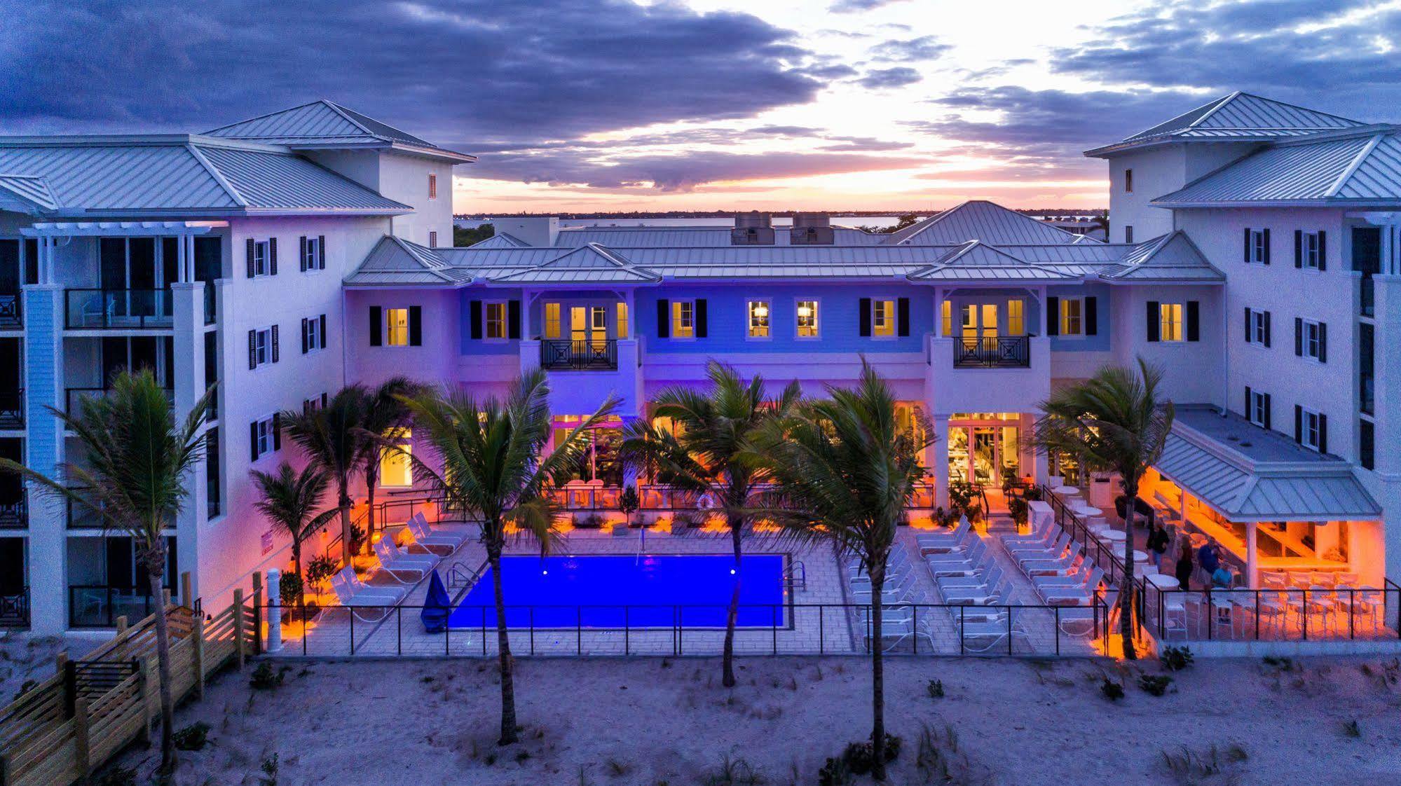 Hutchinson Shores Resort & Spa ジェンセン・ビーチ エクステリア 写真